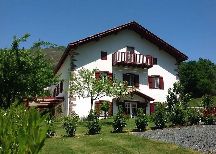 Bed & Breakfast Boutique Maison Aguerria 3*